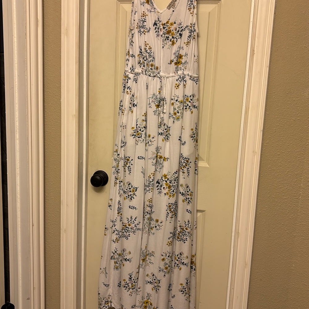 Floral Maxi Dress in White and Yellow